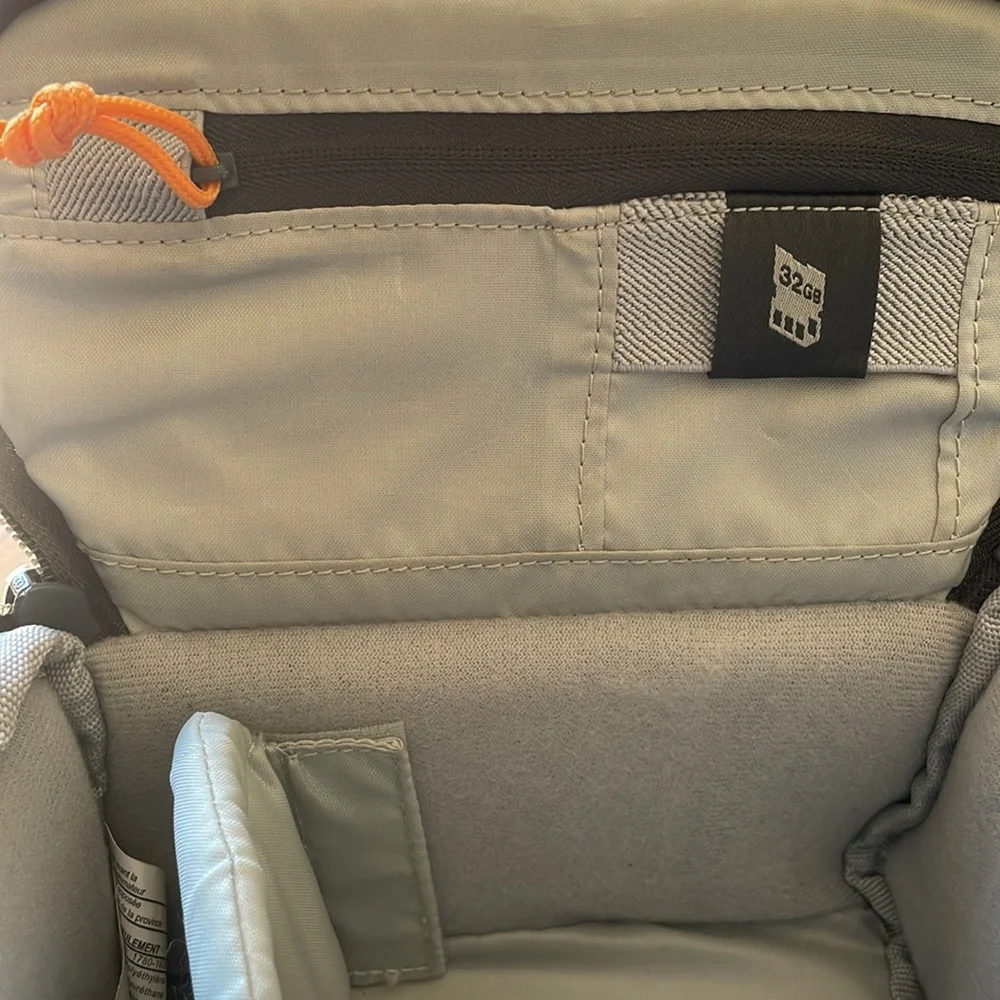 Lowepro Camera Bag New without Tags 8” x 4 1/2” x 4 1/2” with Shoulder Strap
